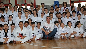 Gaziemir'de kışın spor yapmaya engel yok