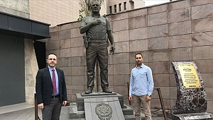 İzmir Adliyesi çalışanları Fethi Sekin'i özlem ve minnetle anıyor