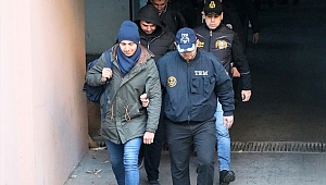 İzmir'de, FETÖ'den gözaltına alınan 105 asker adliyeye sevk edildi