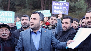 İzmir Pazarcılar Derneği'nden, Konak'ta kaldırılan mahalle pazarı için eylem