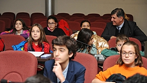 Karşıyaka Çocuk Belediyesi ilk meclisini topladı: Çocuklar ‘plastiğe hayır’ dedi