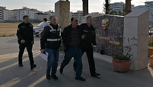 Bir firari daha İzmir’de yakayı ele verdi!