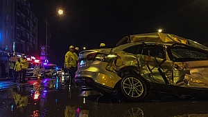 Çiğli’de feci kaza: sürücü hayatını kaybetti