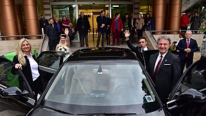 ‘Her şeyiniz bizden’ projesiyle Bornovalı çiftlere destek