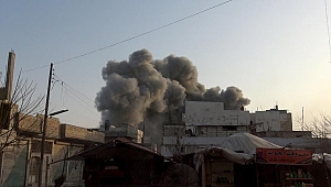 İdlib'de 18 sivil yerleşim Rus bombardımanı altında