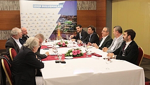 İzmir Buluşmalarında üçüncü adım: Sürekli oda başkanları ile buluştu
