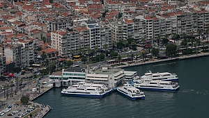 İzmir'de vapur seferleri iptal edildi