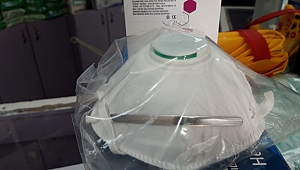 Maske karaborsaya düştü, merdiven altına gün doğdu