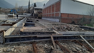 Örendeki kiraz alım merkezi yenileniyor