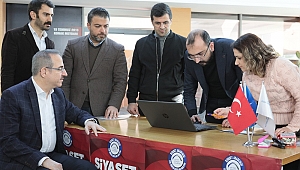 ‘Siyaset Akademisi’nde rekor, İzmir’e geçti