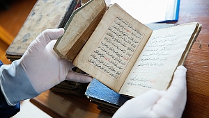 Türbe dediler 400 yıllık kütüphane çıktı