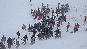 Van'da kurtarma operasyonu faciaya  dönüştü: 2. Çığda ölü sayısı 33 oldu