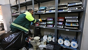 Zabıtanın deposundan ihtiyaç sahiplerine