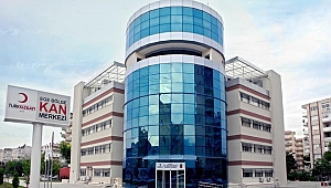 Coronavirüsten kan bulamayan Kızılay için sıraya girdiler