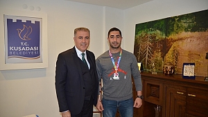 Kuşadalı Demir Yumruk Türkiye şampiyonu oldu