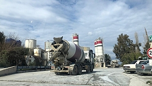 Kuşadası’nda beton döküm saatleri değiştirildi