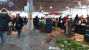 Pazarlarda tezgahlar yan yana kuruldu!