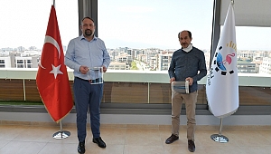 Çiğli şimdi de Temassız Numune Kabini üretimine başladı