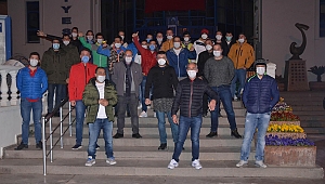 Fransa'dan gönderilen 31 işçiye Başkan Günel sahip çıktı