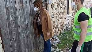 Karaburun'da erkekler erzağa, kadınlar maske dikimine