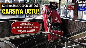Otomobil Yeraltı Çarşısı girişinde askıda kaldı