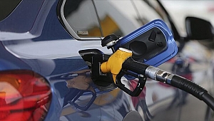 Petrol fiyatları çakıldı, akaryakıta çifte indirim geldi