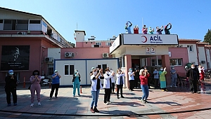 Sağlık çalışanlarını duygulandıran konser