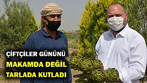 Çiftçiler Günü'nü Makamda Değil Tarlada Kutladı