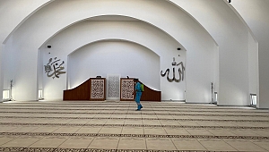 KUŞADASI’NDA CAMİLER İBADETE HAZIR