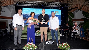 USTA TİYATROCU LEVENT ÜZÜMCÜ İLE UNUTULMAZ BİR GECE