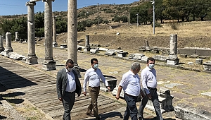 Başkan Koştu, “Büyükşehir Meclisimizi Bergama’da misafir etmekten dolayı mutluyuz”