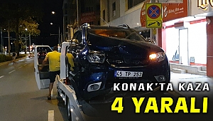 İzmir'de iki otomobil çarpıştı: 4 yaralı