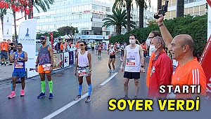 İzmir yarı maratonu başladı, startı Soyer verdi