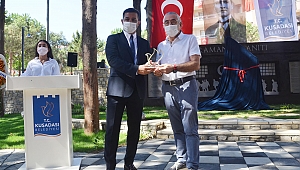 İsimleri Kuşadası'nda ölümsüzleşti