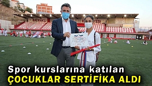 Spor kurslarına katılan çocuklar sertifika aldı