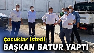 Başkan Batur çocukları kırmadı!