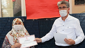 Bayındır'da Kadınlar Zeytinde Yeni Hasat Teknolojileri ile Buluşuyor