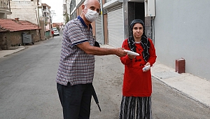Bayraklı'da 15 bin adet dezenfekte ürünü dağıtıldı