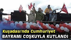 Kuşadası'nda Cumhuriyet Bayramı coşkuyla kutlandı