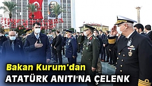 Bakan Kurum Atatürk Anıtı'na çelenk sundu