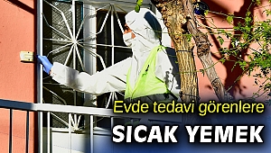 Evinde Covid tedavisi görenlere Büyükşehir’den yemek