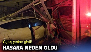 İzmir'de iş yerine giren cip hasara neden oldu