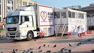 Türk Kızılay’ı Aliağa’da kan bağışı topluyor