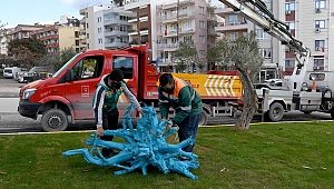Kuşadası’nda doğanın estetiği caddelere taşındı
