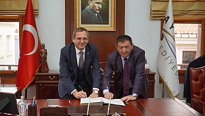 Ayvalık'ta en düşük maaş 3 bin 250 lira oldu!