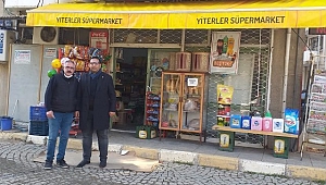 CHP’li iş insanı esnafa da vatandaşa da el uzattı