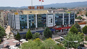 Her Şey Menderes İçin