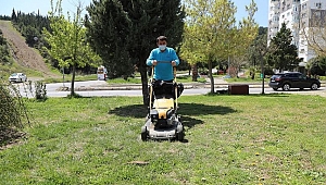 Gaziemir’in parklarında bahar hazırlığı