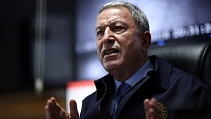 Bakan Akar'dan Yunanistan'a tepki!