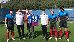 CHP’li Sertel’den play-off öncesi İzmir’in takımlarına moral ziyareti